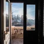 Old Town With Timeless View Апартаменты *