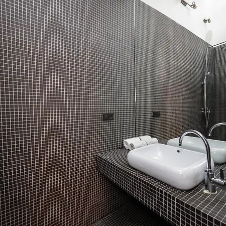 Old Town With Timeless View 아파트 *